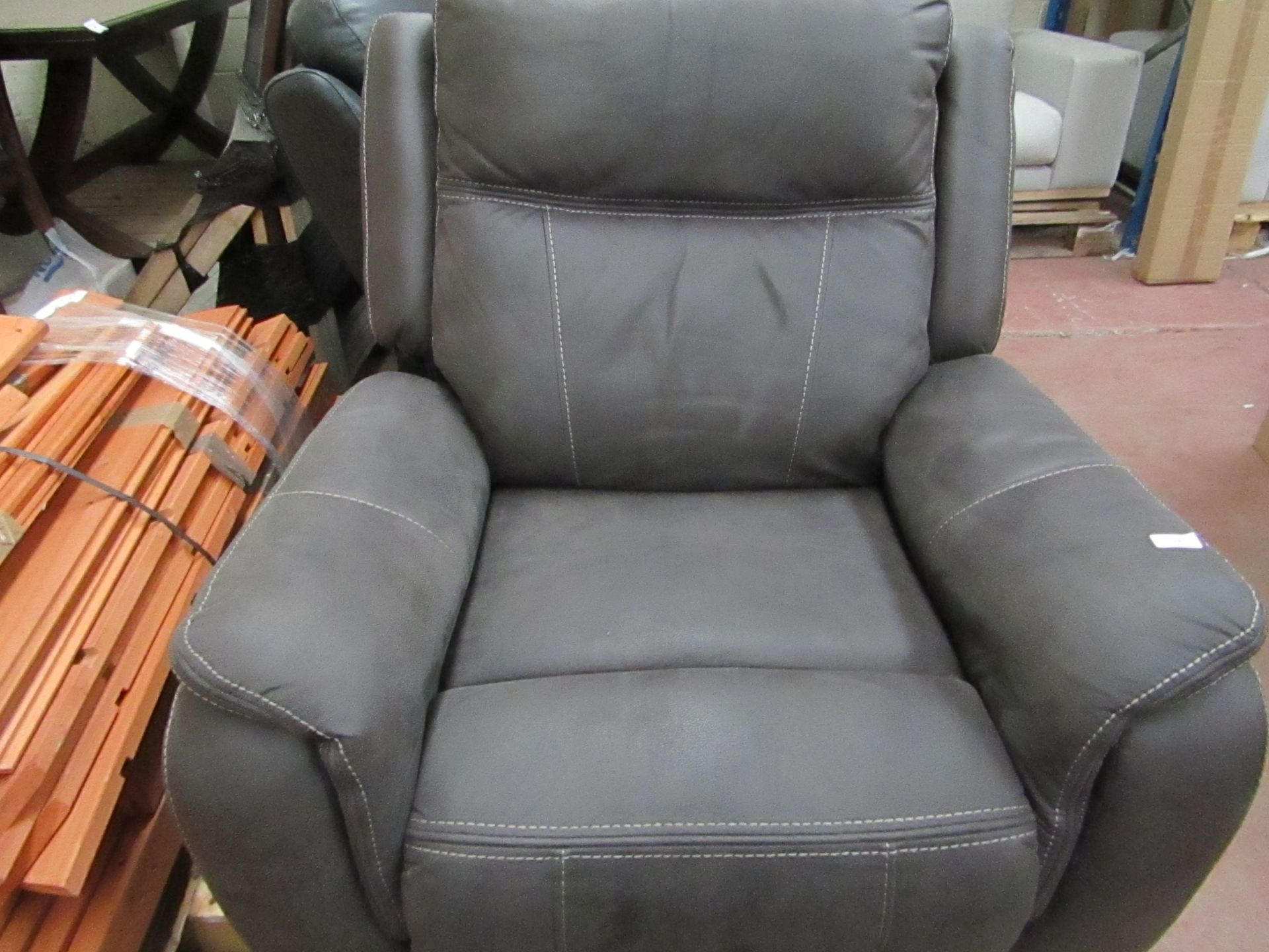 Costco electric reclining armchair, unchecked.