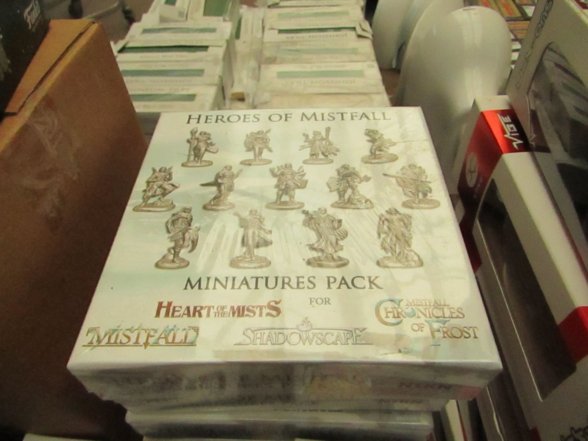 Shadowscape - Heros of Mistfall - Miniatures Pack - Packaged & Boxed.