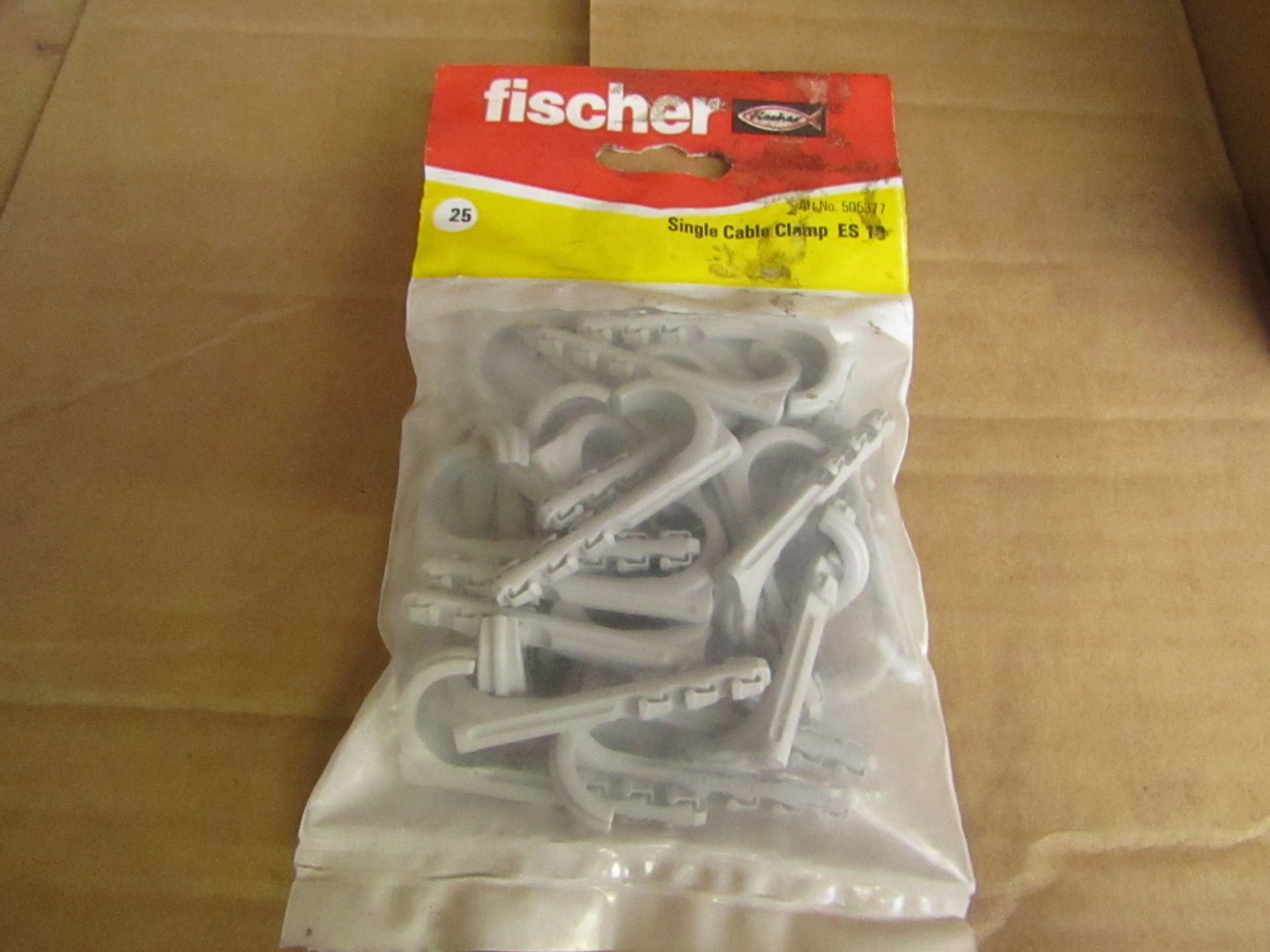 5x Fischer - Single Cable Clamp ES 18 - (Packs of 25) - New & Packaged.