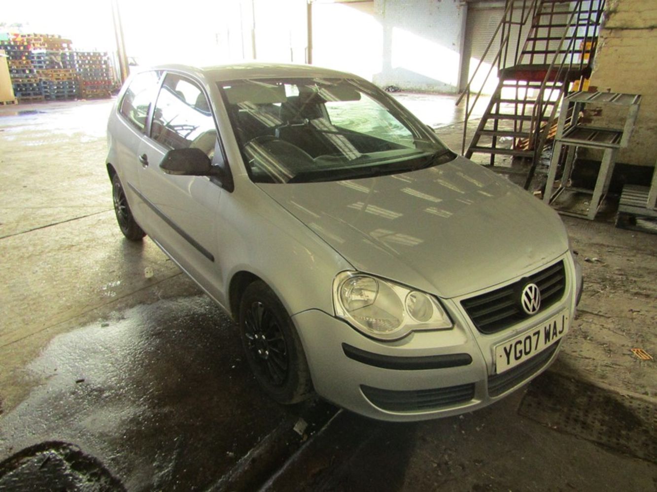 Volkswagen polo 07 and Audi TT.