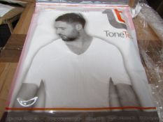 | 48x | TONE TEE V NECK COMPRESSION T-SHIRT WHITE XL | PACKAGED & BOXED | SKU 1508038582739 | RRP £