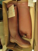 Aigle Size 3 Wellies. Unused & Boxed. See Image for design. RRP £189