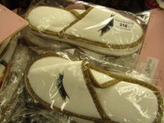 7x Pairs of EyeLash Slippers - Size 2 - 4.5 - All New & Packaged.