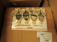 Box of 20 packs of 4 Tiger Wooden Hobby Pegs. New & Packaged