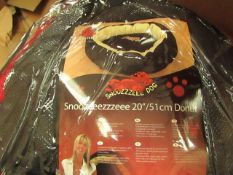 Snoozzzeee 20" Donut Dog bed in Cherry Red. New & Packaged