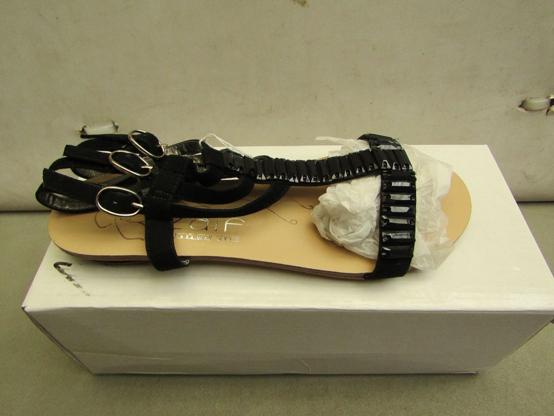 Unze by Shalamar Size 6 Ladies Shoes. New & boxed see image for design