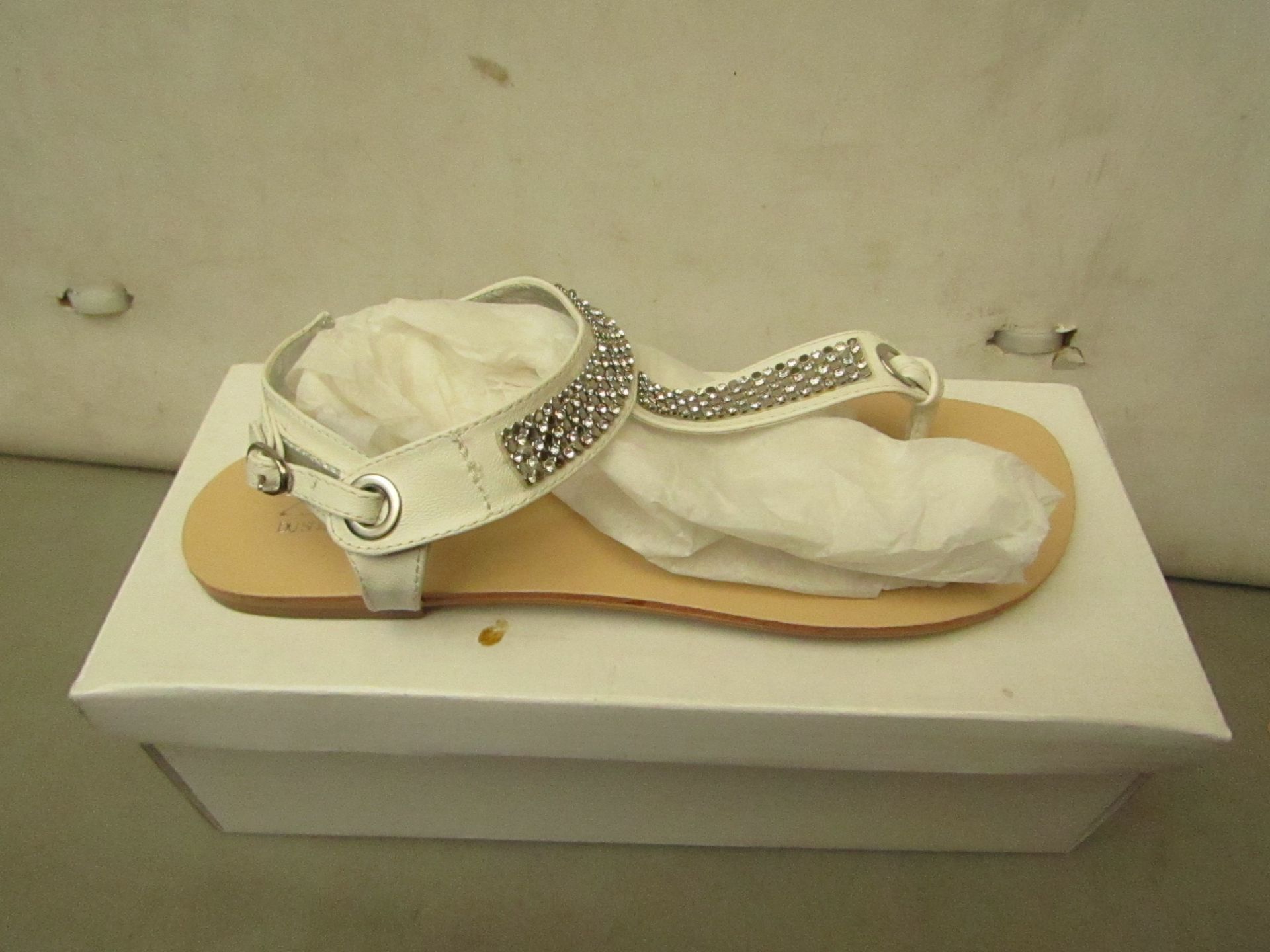 Shalamar Zaif Size 5 Ladies Shoes. New & Boxed. See Image for Design