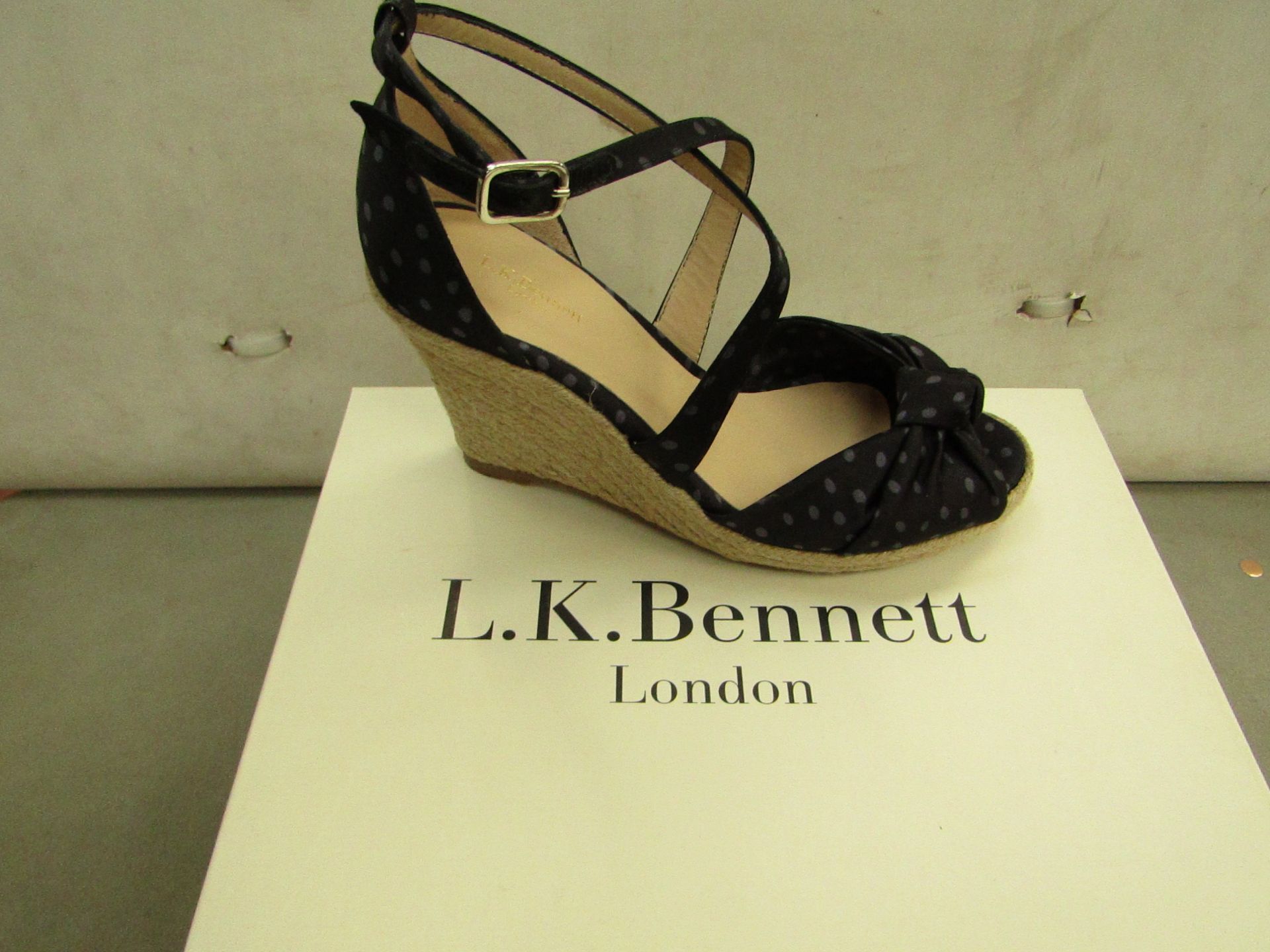 LK Bennett Ladies Angeline Navy Satin Print Wedge Shoe size 40 RRP £200 new & boxed