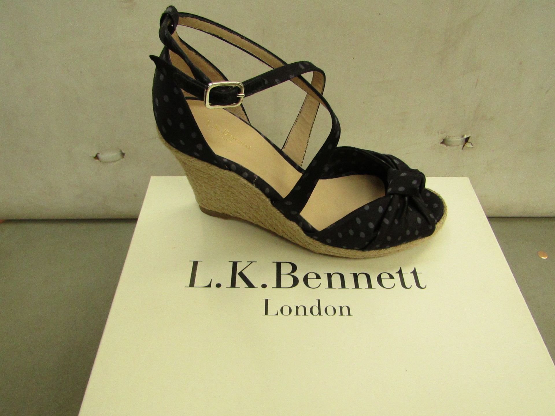 LK Bennett Ladies Angeline Navy Satin Print Wedge Shoe size 39 RRP £200 new & boxed