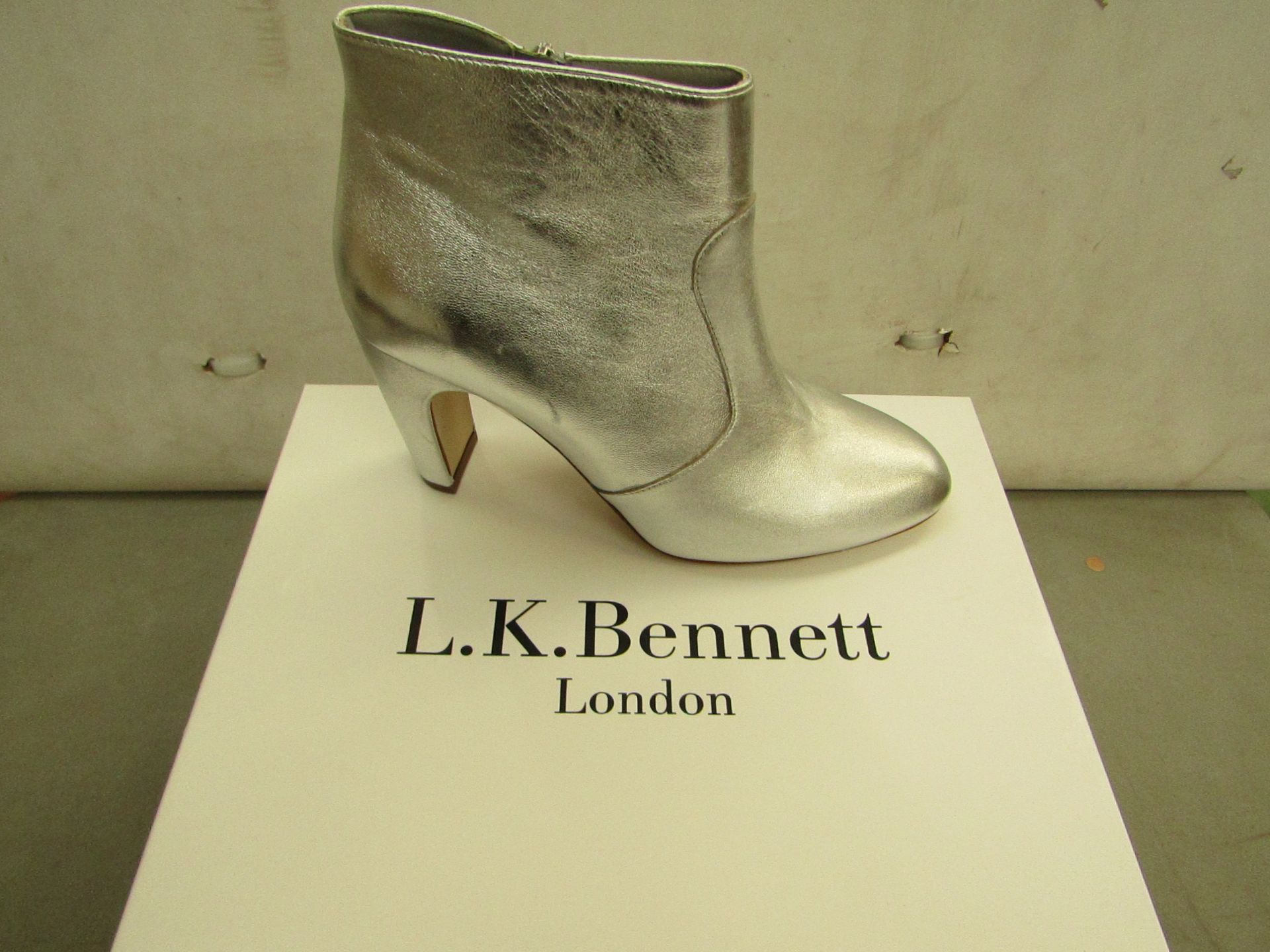 LK Bennett Ladies Antonia Silver Metallic Leather Ankle Boot size 41 RRP £275 new & boxed