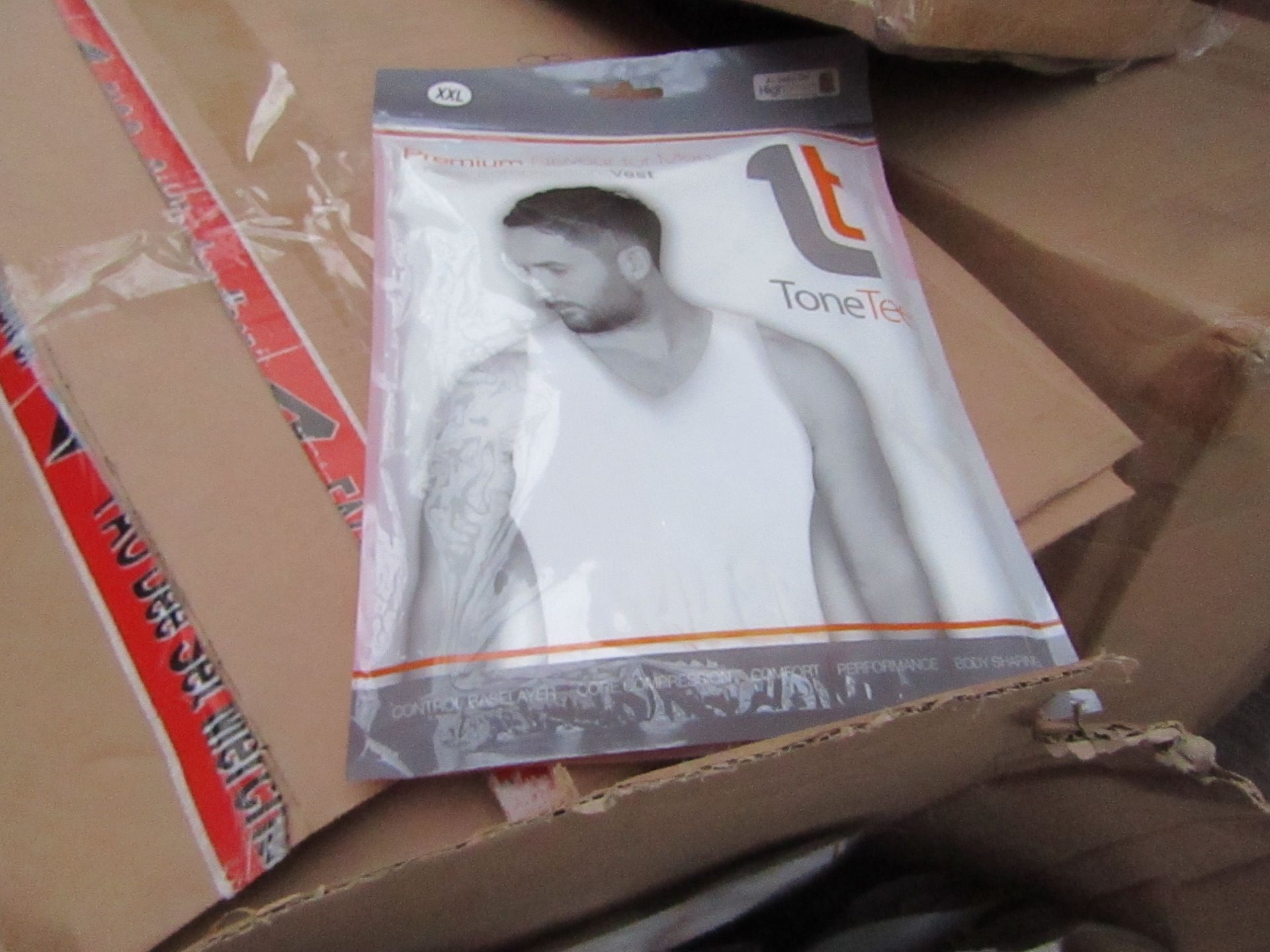 | 1X | PALLET OF APPROX 390 TONE TEE COMPRESSION tops, NEW IN PACKAGING SIZE XL, PALLET MAY