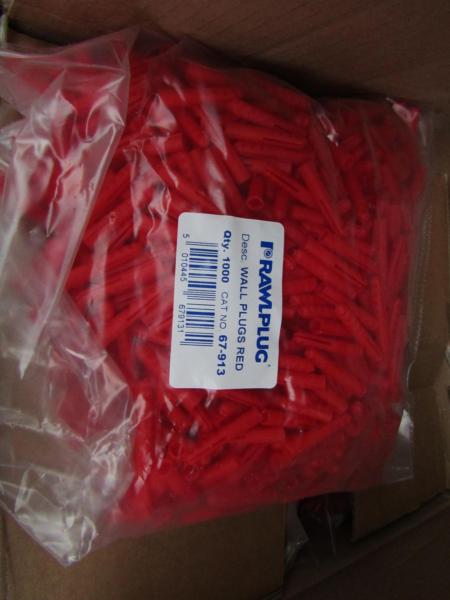 Fischer - Plastic Red Wallplugs (Pack of 1000) - New & Packaged.