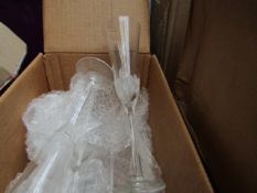 6 x Champage Flutes. Unused & Boxed