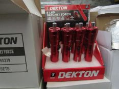 1 x Dekton 6 LED Ratchet Torch with accessories. Unused