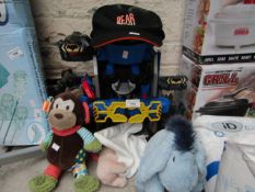 5 items Being 3 x Teddies, 1 Cap & a Toy. See Image