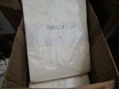 1 x Swoon Boole Double White & Pink Duvet Set 200 Thread Count 100% Cotton new & packaged see