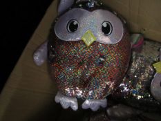 Shimmeez 14" Owl Design Sequin Cushion. Unused with tags