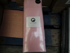 Sanctuary Double Blush Fitted Sheet. New & Packaged