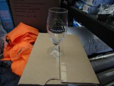 Box of 12 Magners Glasses. New & Boxed