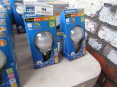 2x Megaman Dim to Warm Classic LED Bulb, New and Boxed. 25,000 Hrs / B22 / 470 Lumens