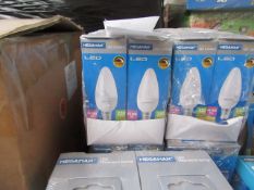 10x Megaman LED dimable candle lamp, new and boxed. 25,000Hrs / B15d / 250 Lumens
