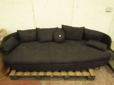 | 1X | MOOOI BART DAYBED ABBRACCI IN BLACK | LOOKS UNUSED (NO GUARANTEE) | RRP CIRCA £4500 |