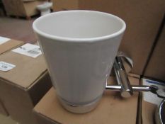 Ceramic tumbler holder, new and boxed. AFZ32