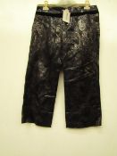 Chole Cacharel black crop brocade pants, new size 10.