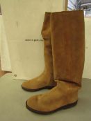 Scorah Pattullo Ladies Boots, new size 2