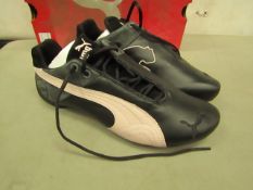 Ladies Puma Future cat trainers, new size 4