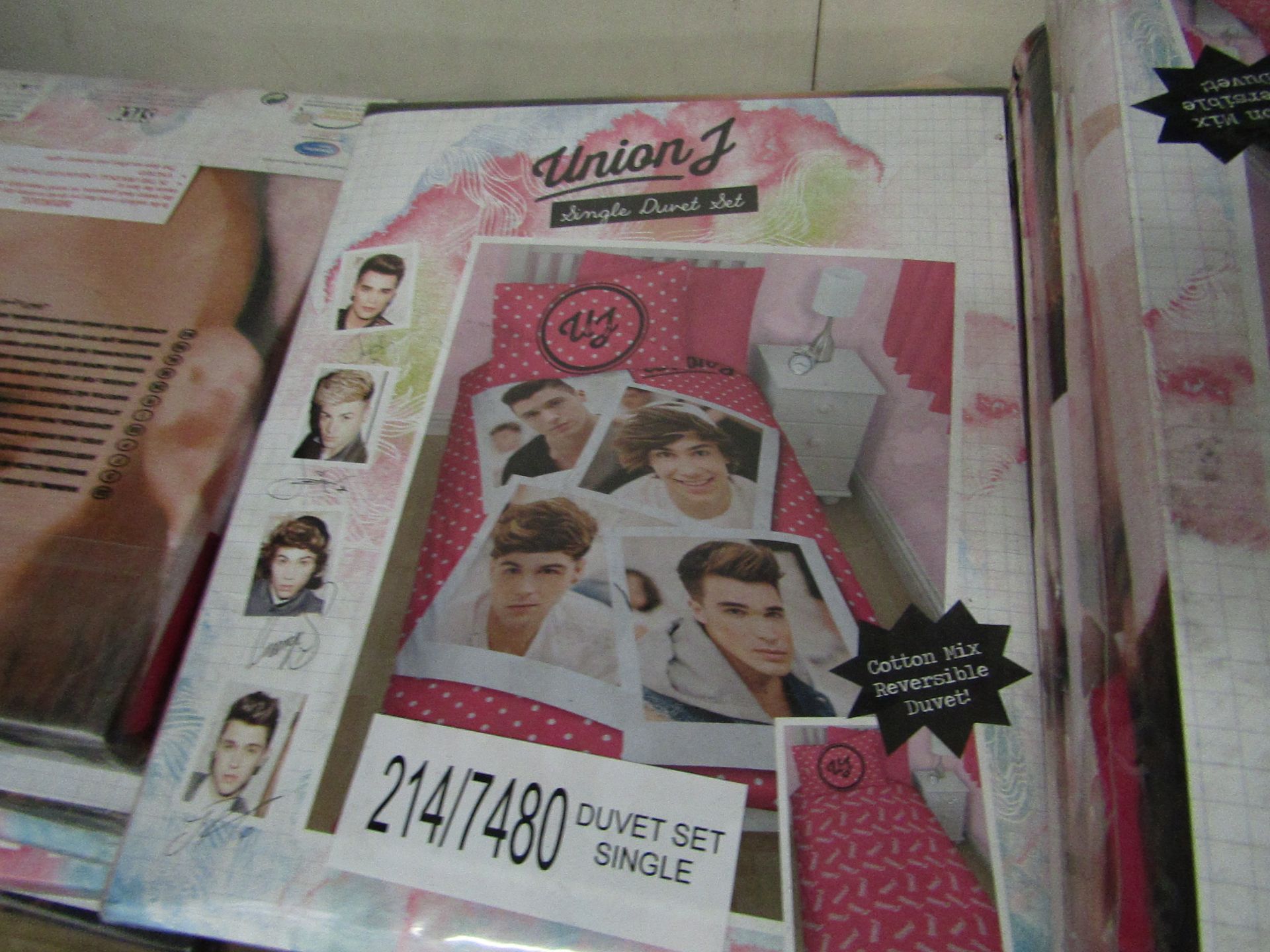 Box of 6 Union J Single Duvet sets. New & Packaged