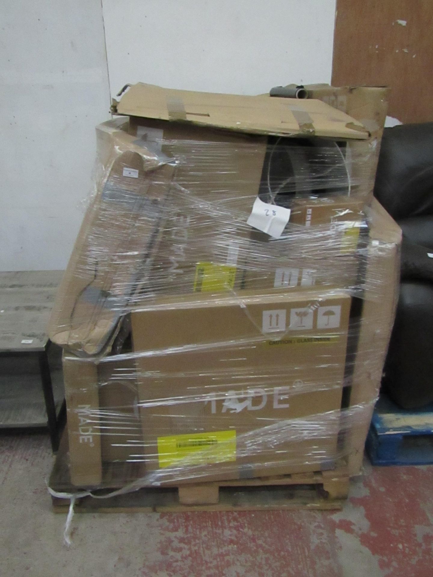 | 1X | PALLET OF MADE.COM RAW CUSTOMER RETURNS, THE PALLET CAN INCLUDE ITEMS SUCH AS SOFT