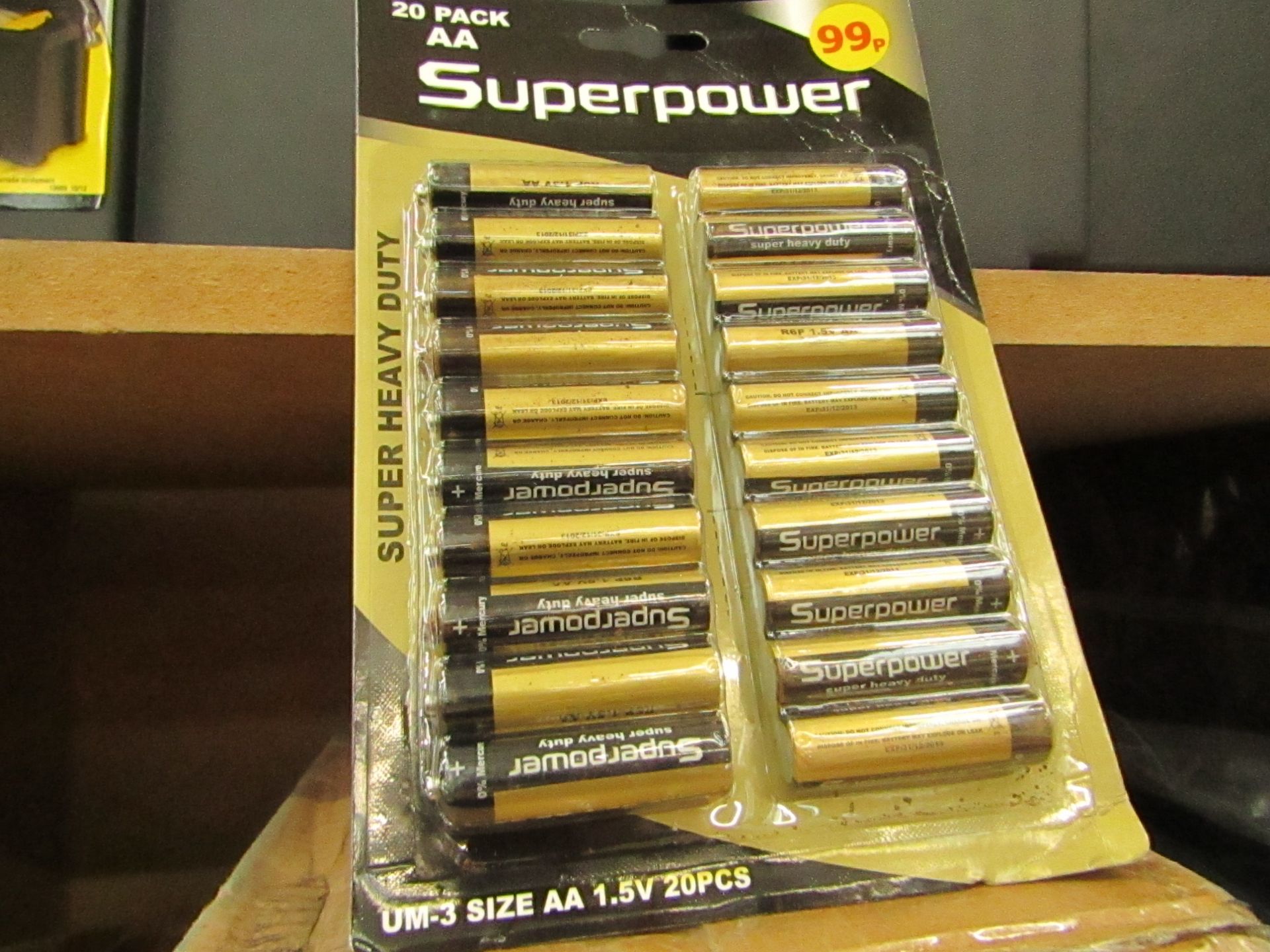 24 Packs of 20 Superpower AA Batteries. EXP 31/12/13. Packaged