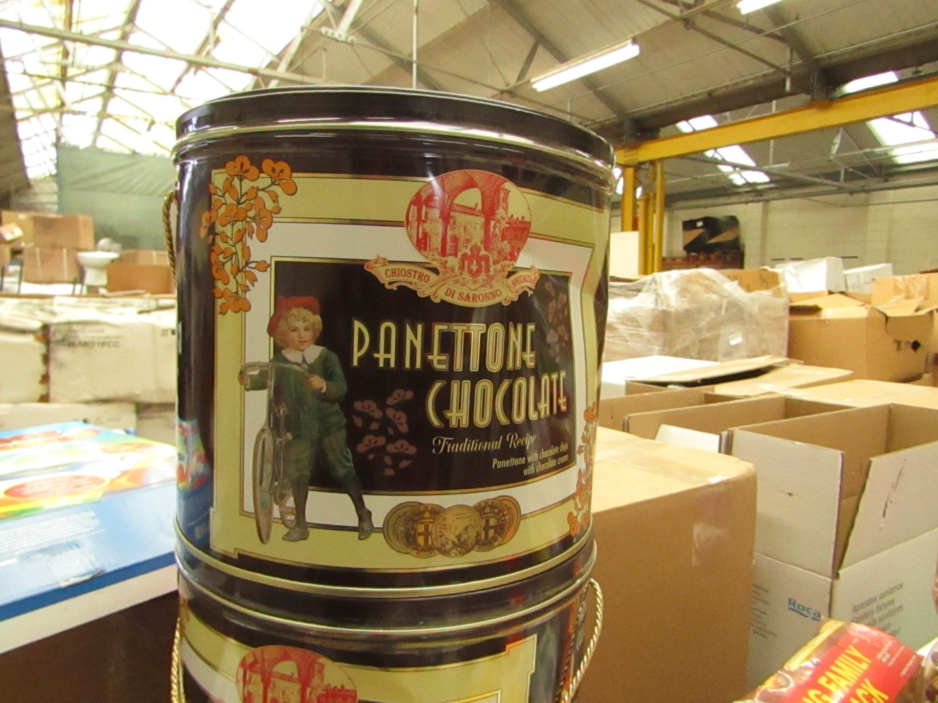 Panettone Chocolate - Chocolate Cake in Tins - BB - 28/04/21 - Sealed.