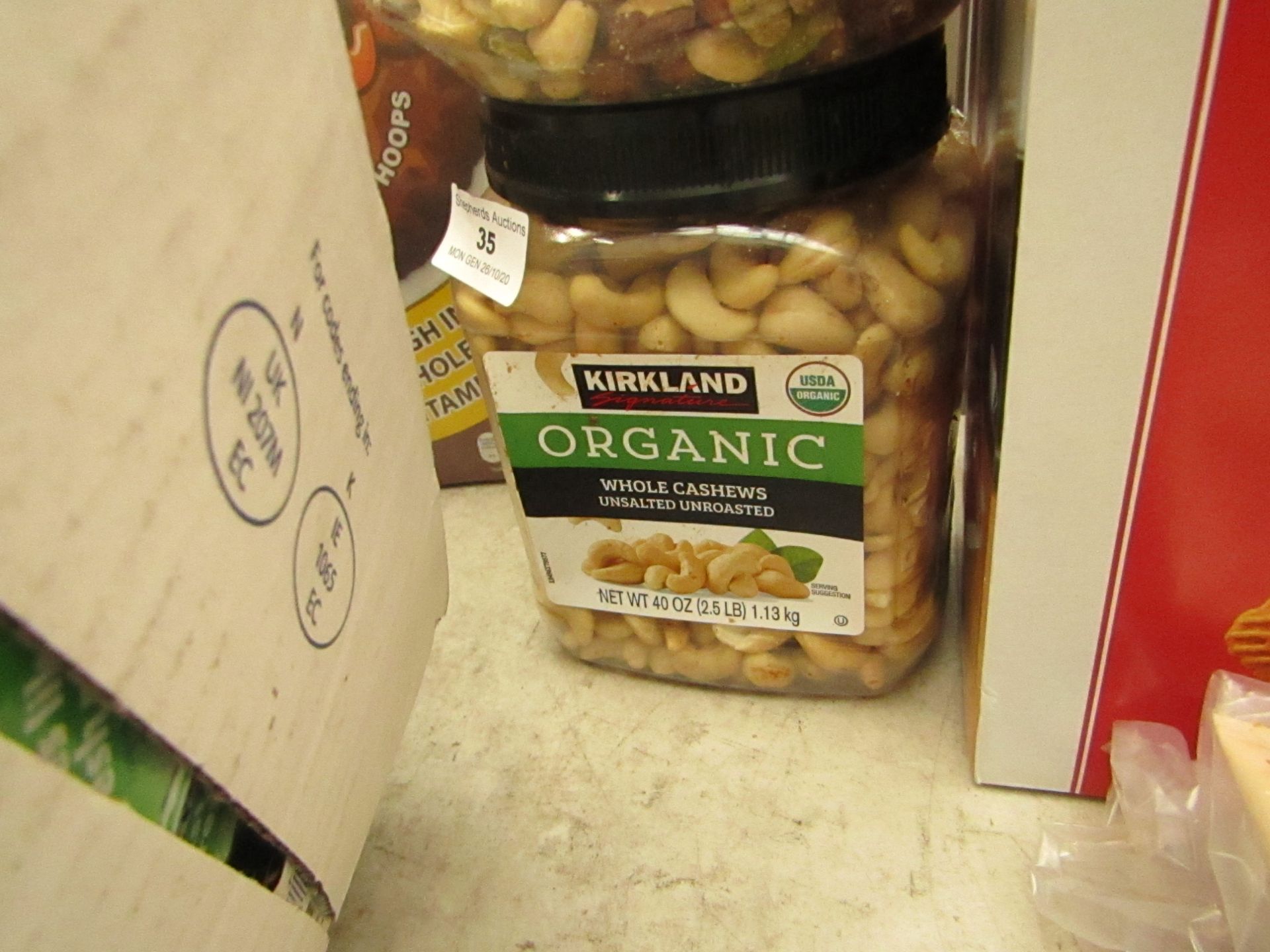 Kirkland - Organic Whole Cashews (Unroasted & Unsalted) 1.13Kg - BB - 03/21 - Sealed.