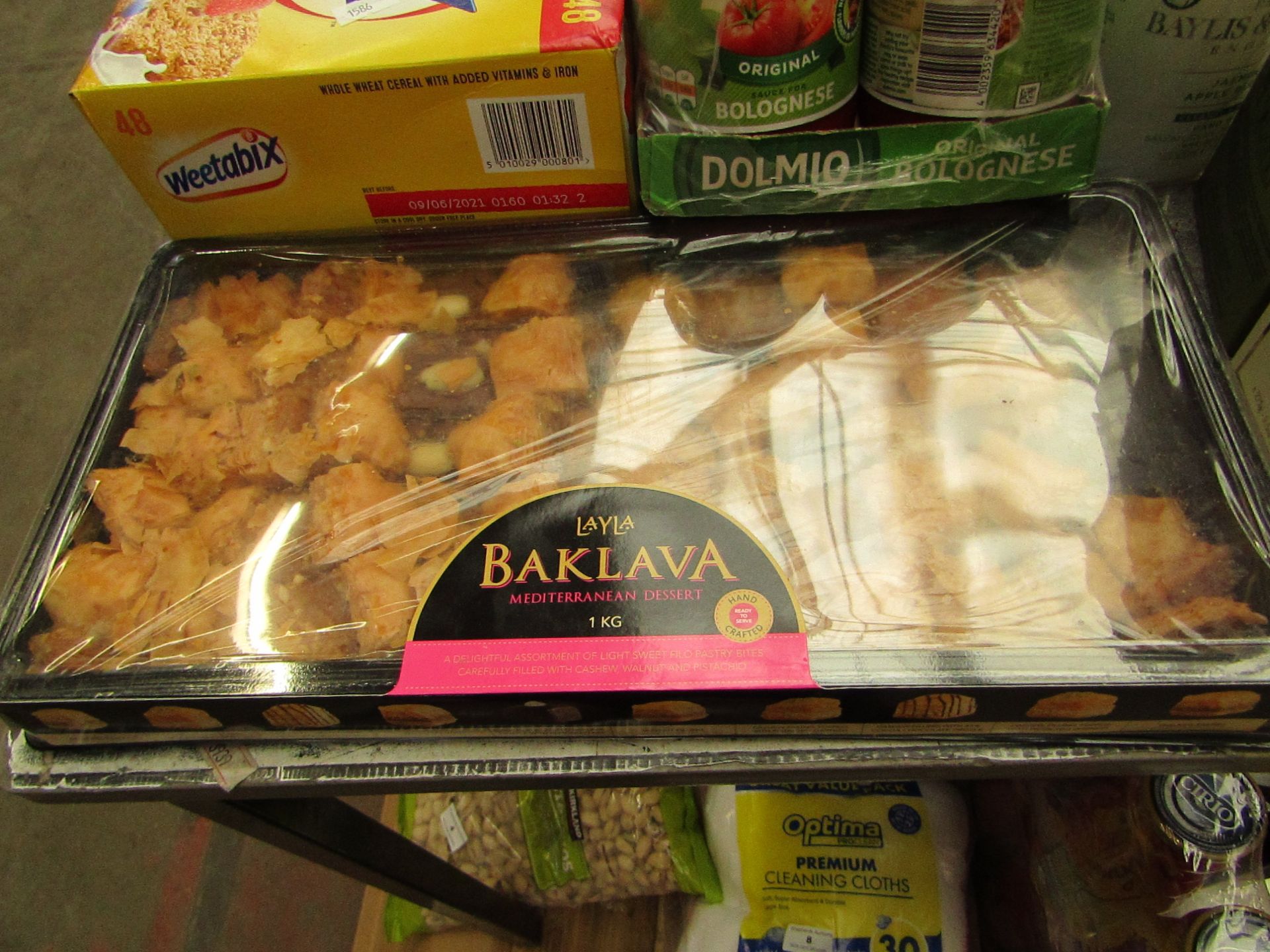 Layla - Baklava Mediterranean Dessert - BB 24/12/20 - Sealed & Packaged.