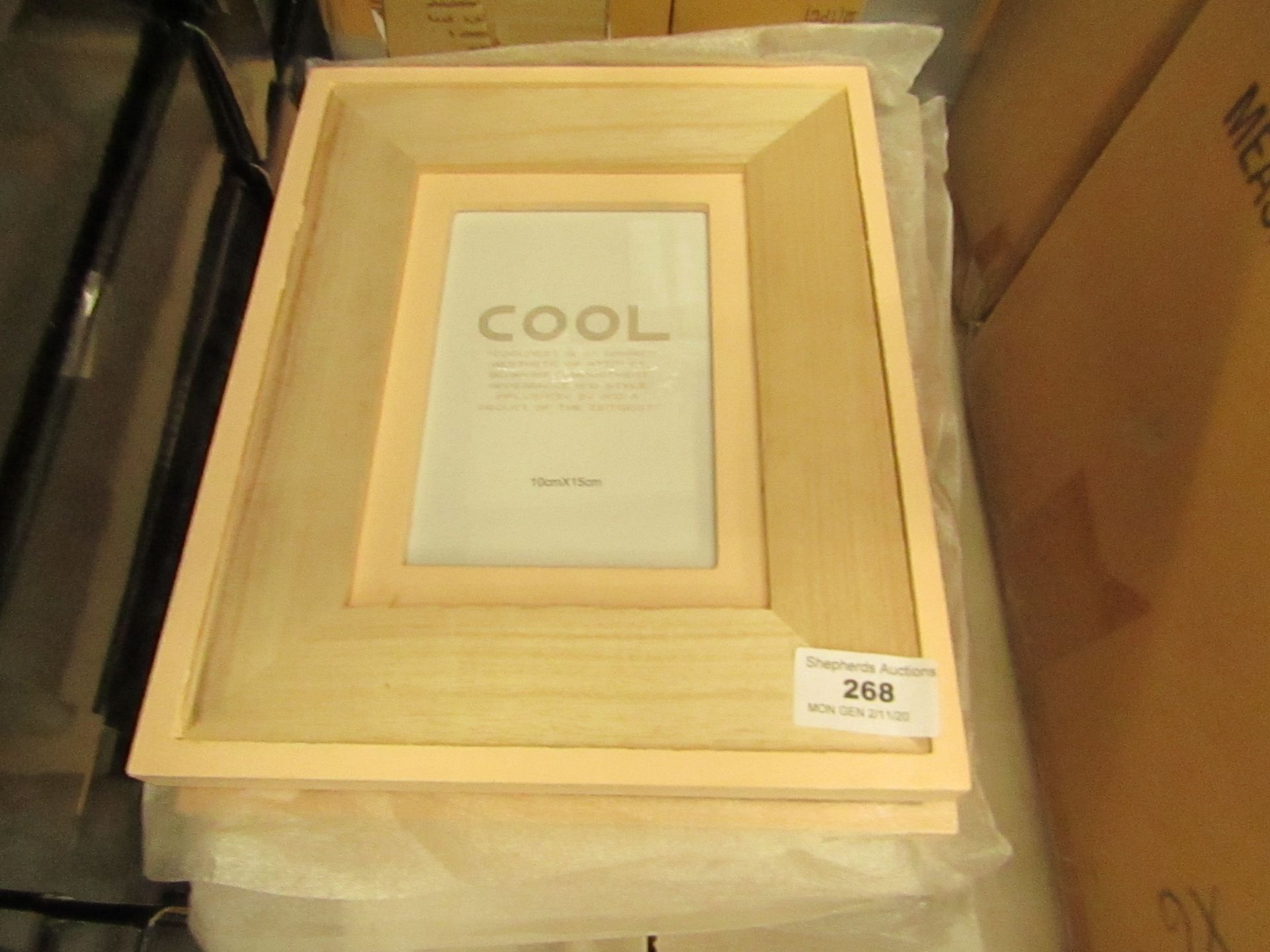 5x Wooden Photo Frames 10 x 15cm - All Unused & Packaged.