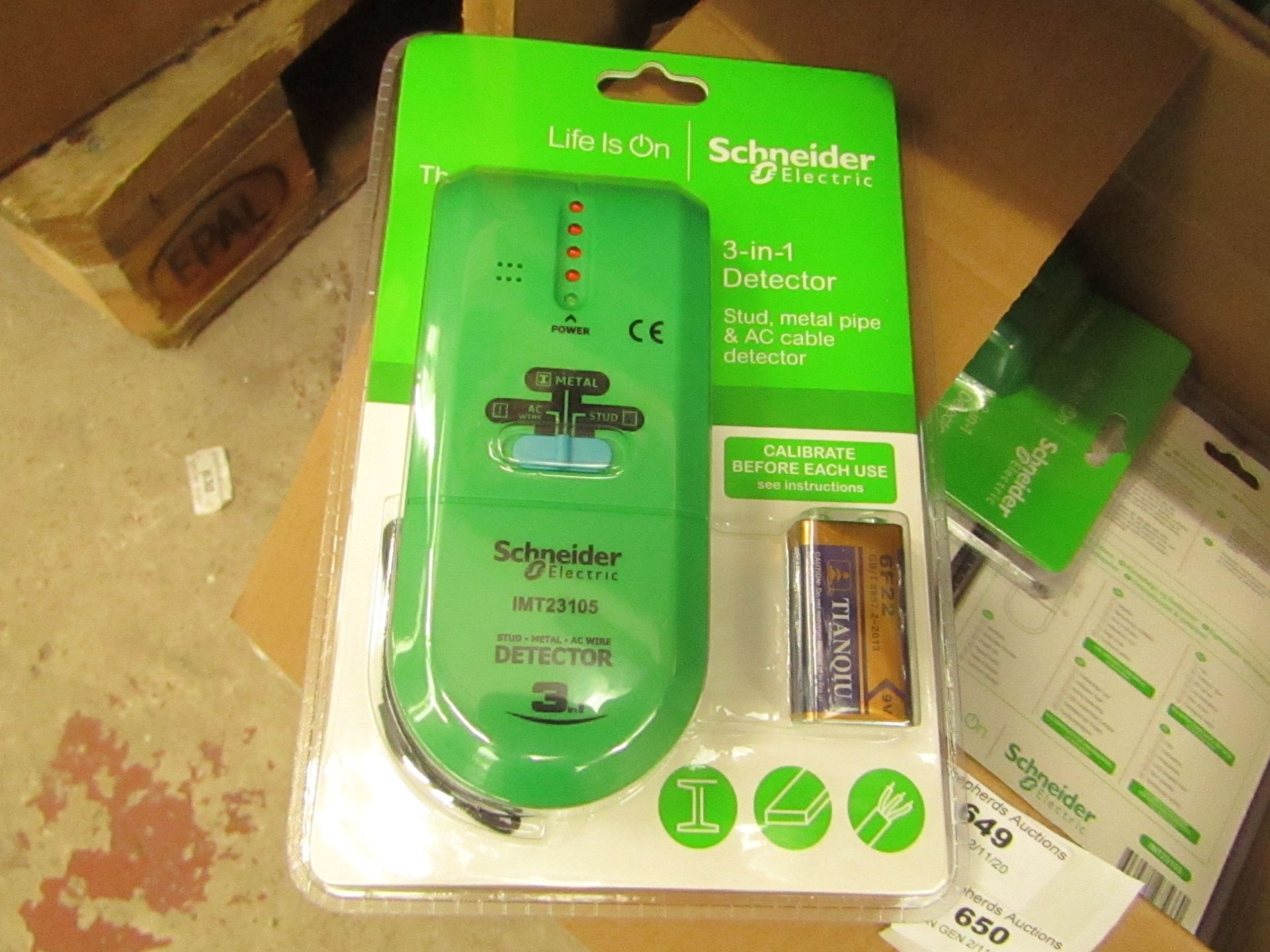 Schneider 3 in 1 Detector. New & Packaged