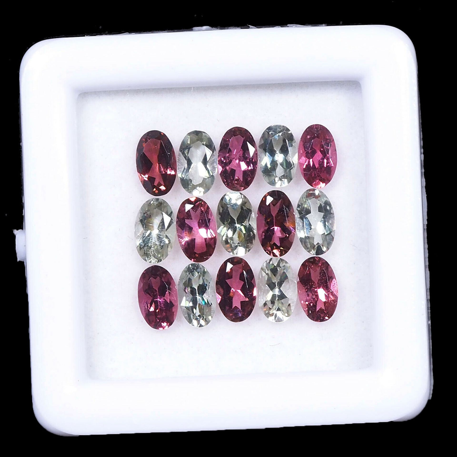 Natural Tourmaline - 3.45 carats - 15 pieces - Average retail value £ 402.32