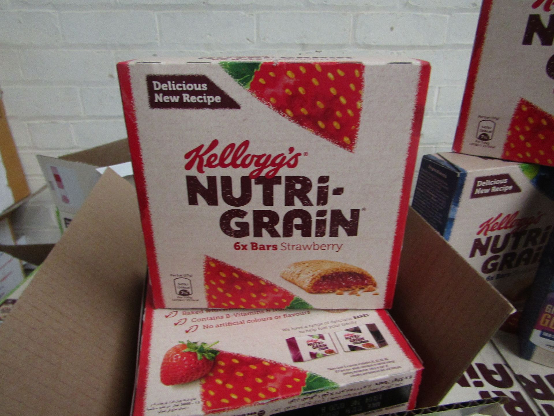 2 x Boxes of 42 Various Flavours Kelloggs Nutri Grain Bars. BB Dates range from 11/9/20 - 26/11/20