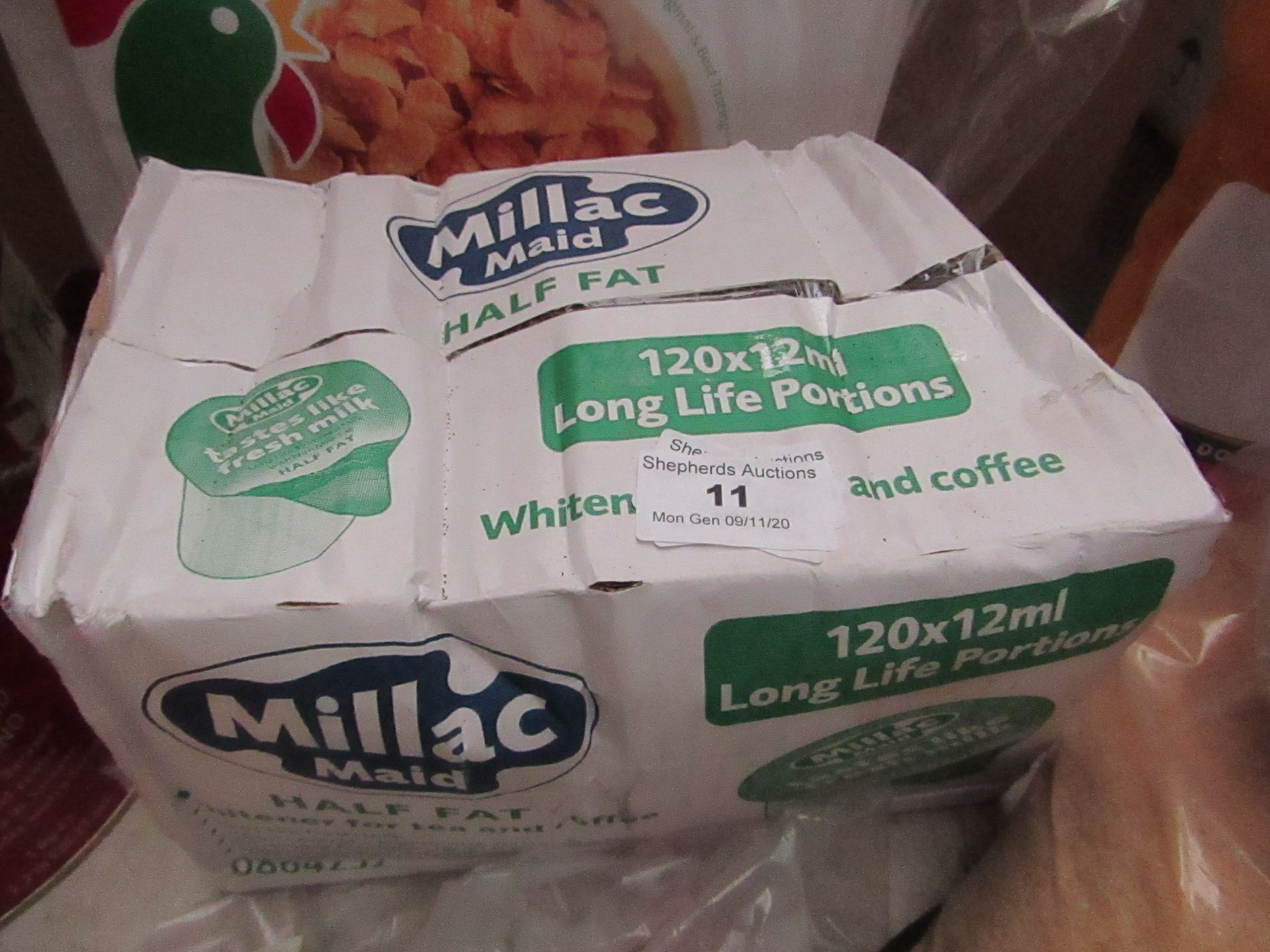 Millac Maid - Half Fat Whitener (120x12ml) - 22/09/20 - Box Crinkled.