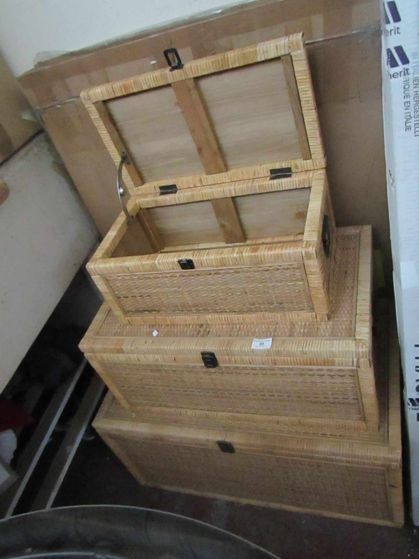 | 1X |COX & COX SET OF 3 CANE STORAGE TRUNKS RRP £425 | LOOKS UNUSED, (THE SMALLEST TRUNK REQUIRES