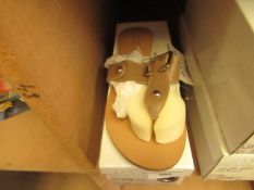 1 x Pair of Zaif By Shalimar Shoes. Size 6. New & Boxed. See Image For Design