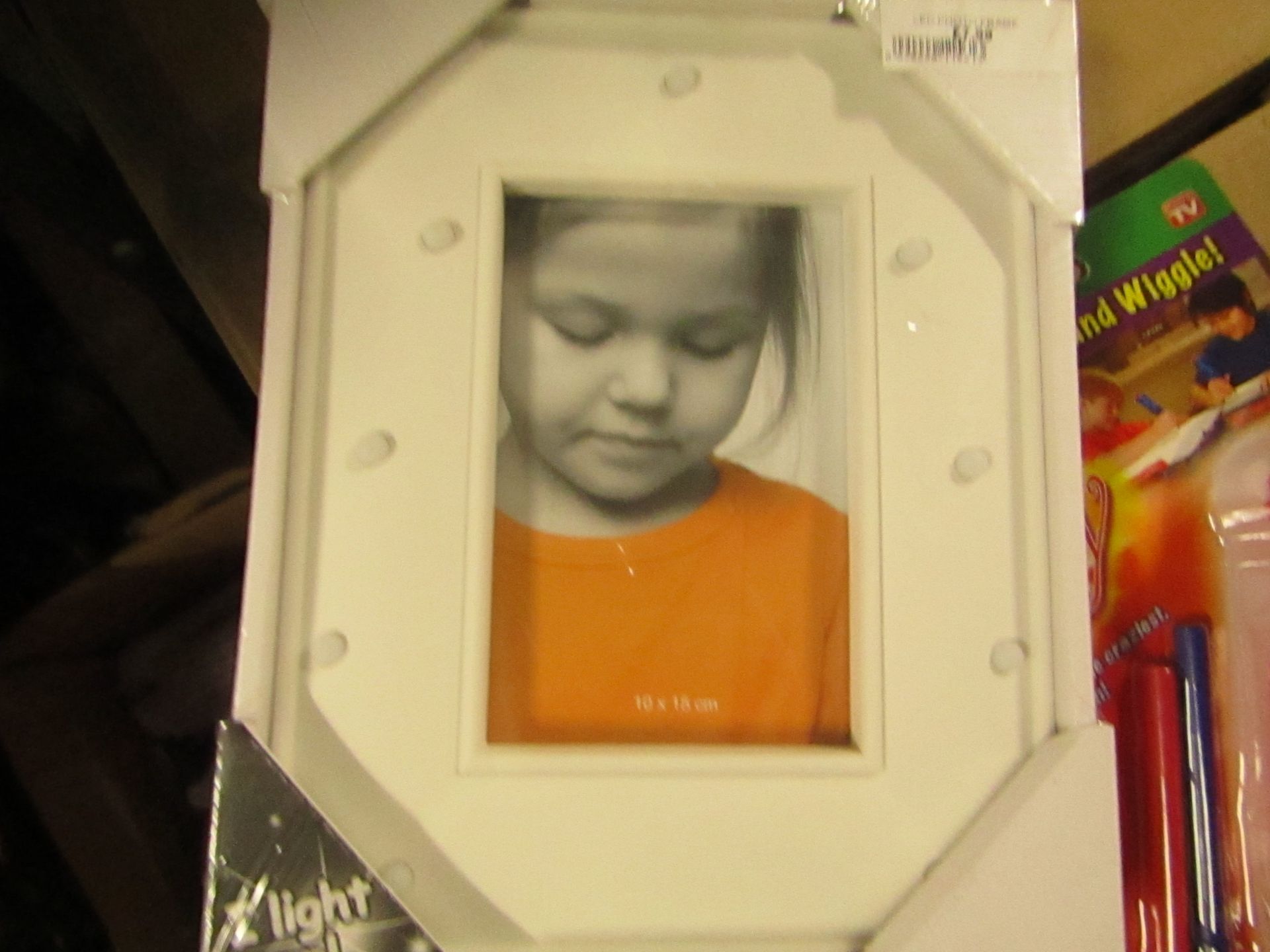 White LED Photo Frame 10x15cm - New & Packaged.