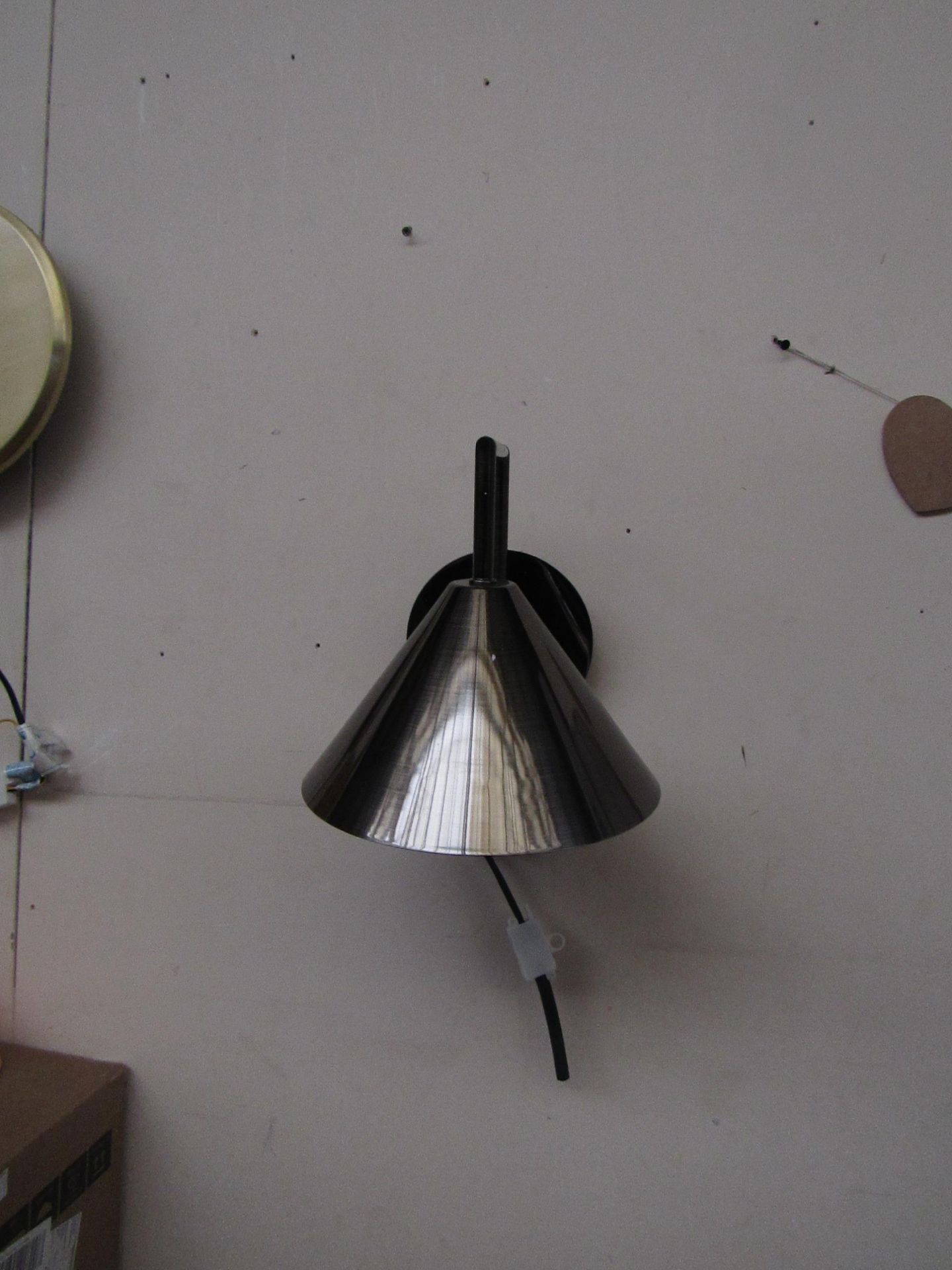| 1X | SWOON JOEY WALL LIGHT | UNCHECKED AND IN ORIGINAL BOX | RRP £69 |