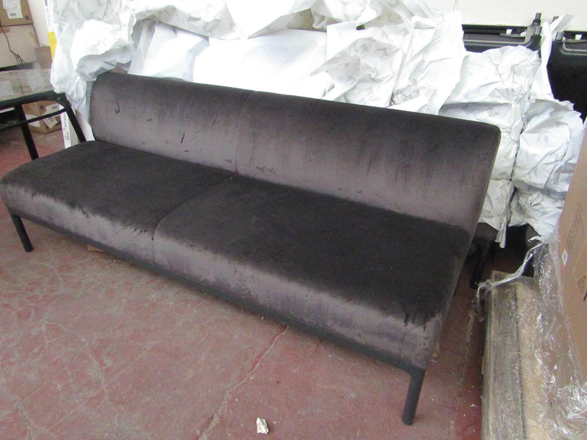 | 1 X | PERASON LLOYD EDGE BENCH | SOFA CUSHION IS IN GOOD CONITION BUT THERE MAY BE SMALL MINOR