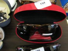 Elizabeth Arden Sunglasses with carry case, ex display