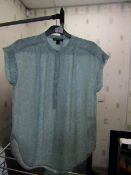 Hilary Radley ladies top, new size Large