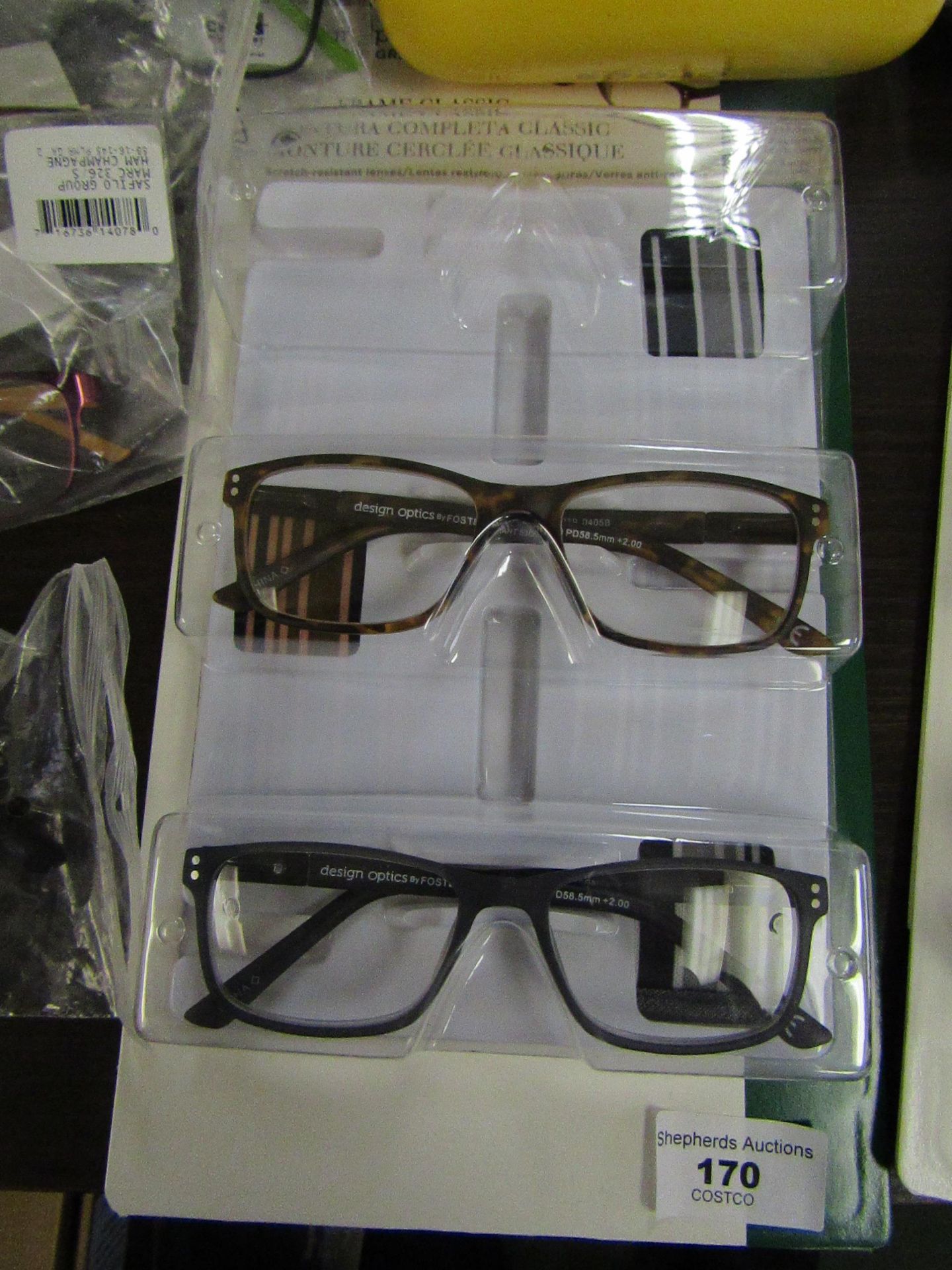 2x Pairs of Foster Grants +2.00 reading glasses, in packaging