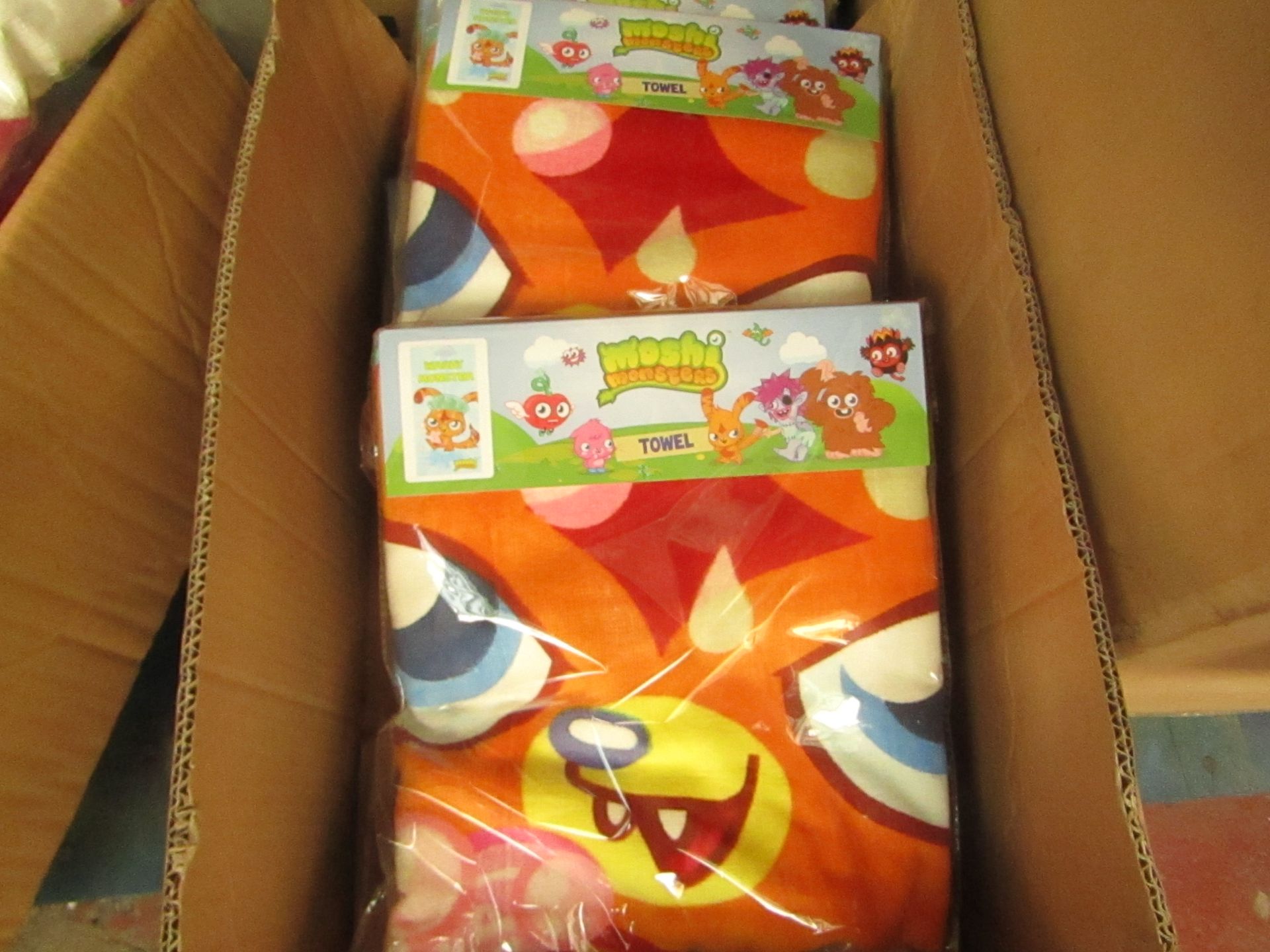 3 x Moshi Monster Washy Monster Towels. 70cm x 140cm. New & Packaged